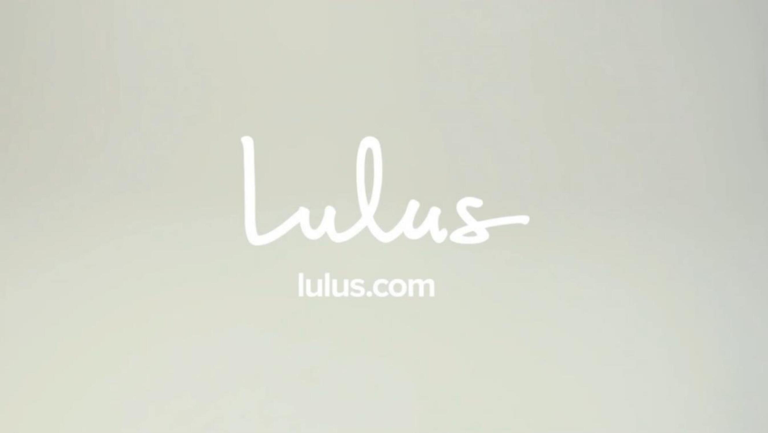 Lulus IPO Presentation Deck image